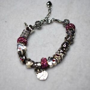 Stunning Mother Love Family Silver Tone/Red Beaded Charm 7" Snake Chain Bracelet